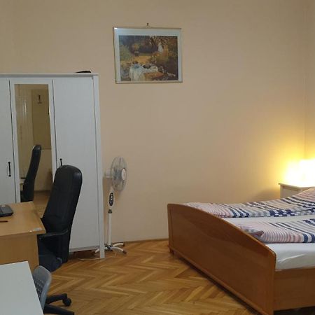 Garibaldi Apartman Διαμέρισμα Βουδαπέστη Εξωτερικό φωτογραφία